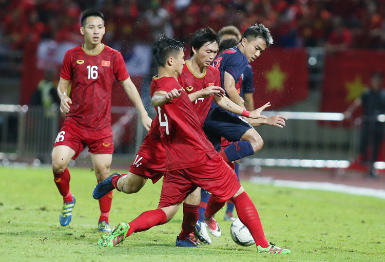 HLV Steve Darby: "Vòng loại World Cup 2022 tuyển Việt Nam sẽ bất lợi"